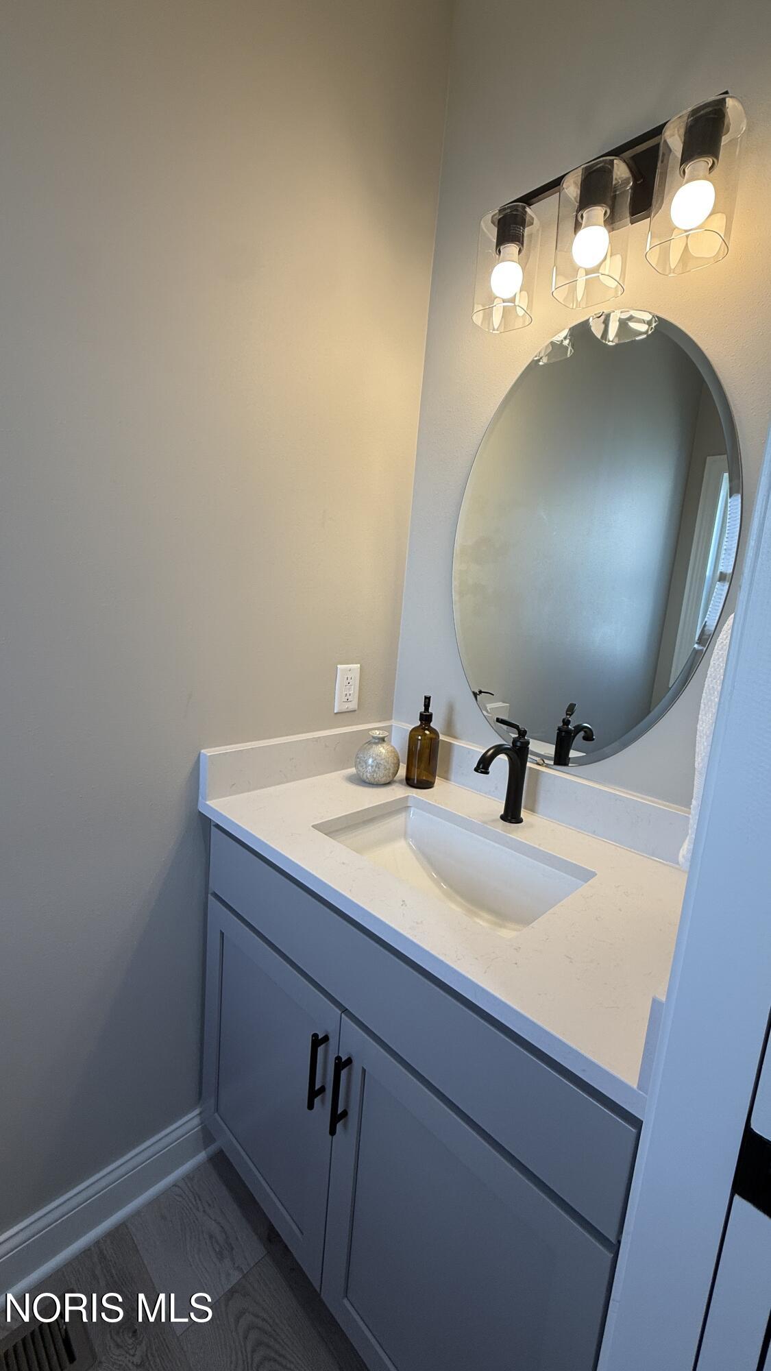 725 W Ironwood Drive