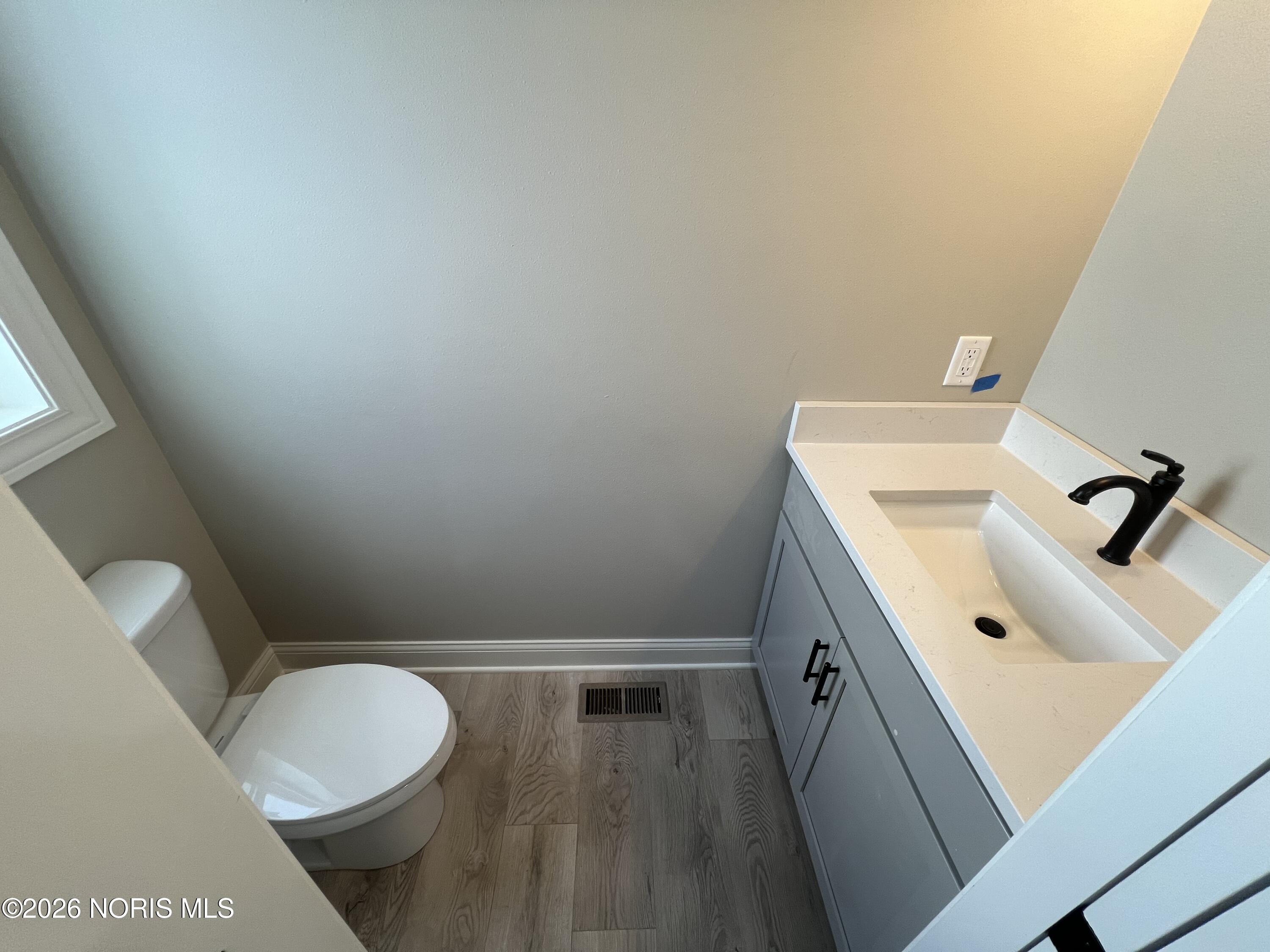 725 W Ironwood Drive