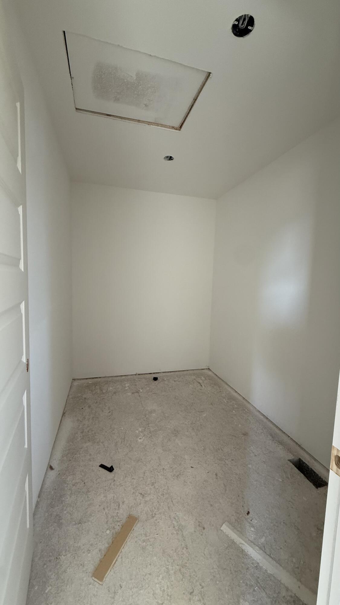 727 W Ironwood Drive