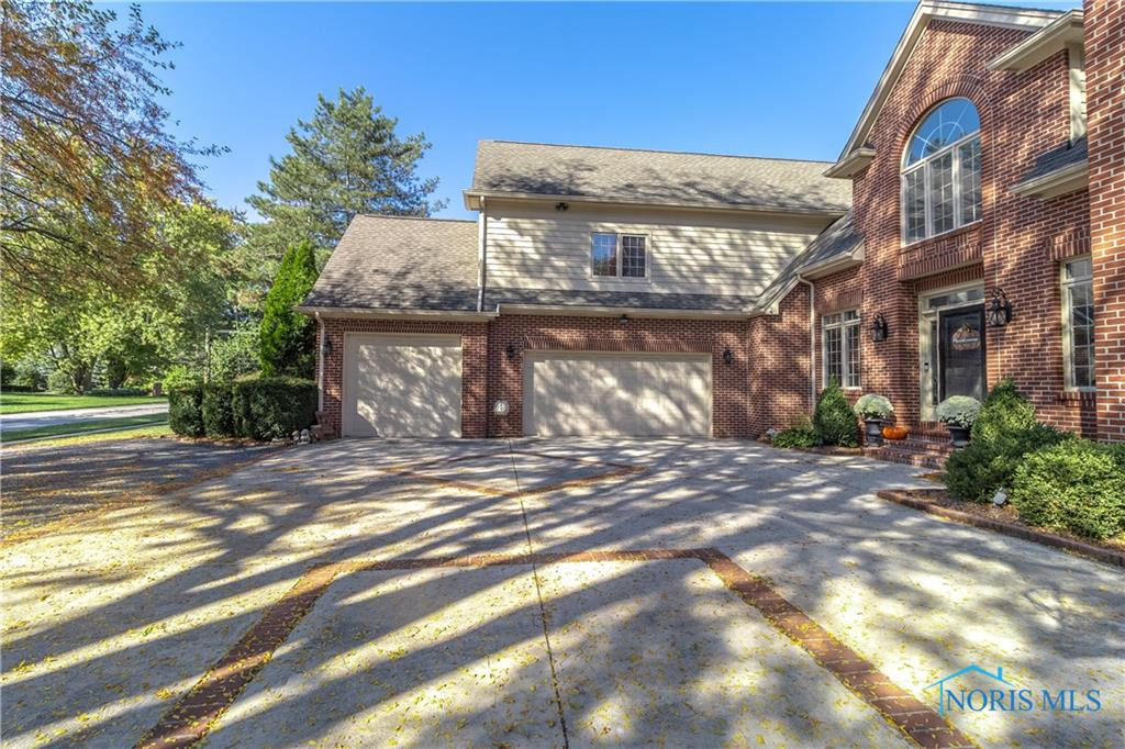 7442 Finchwood Lane
