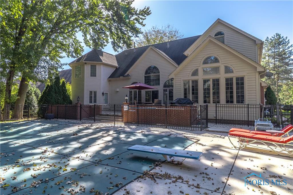 7442 Finchwood Lane