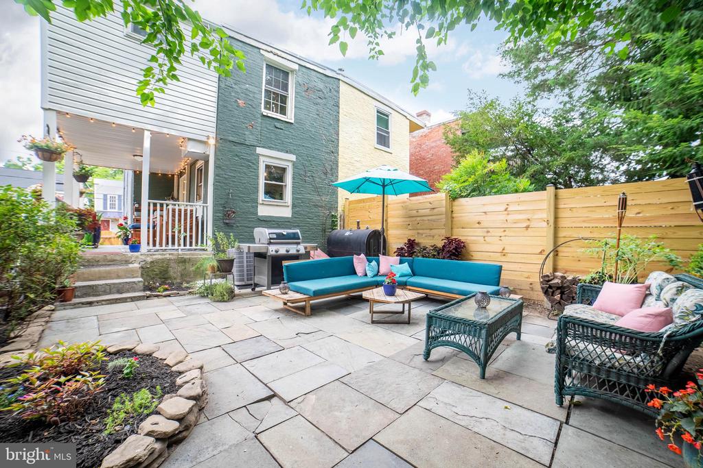 309 MADISON STREET
