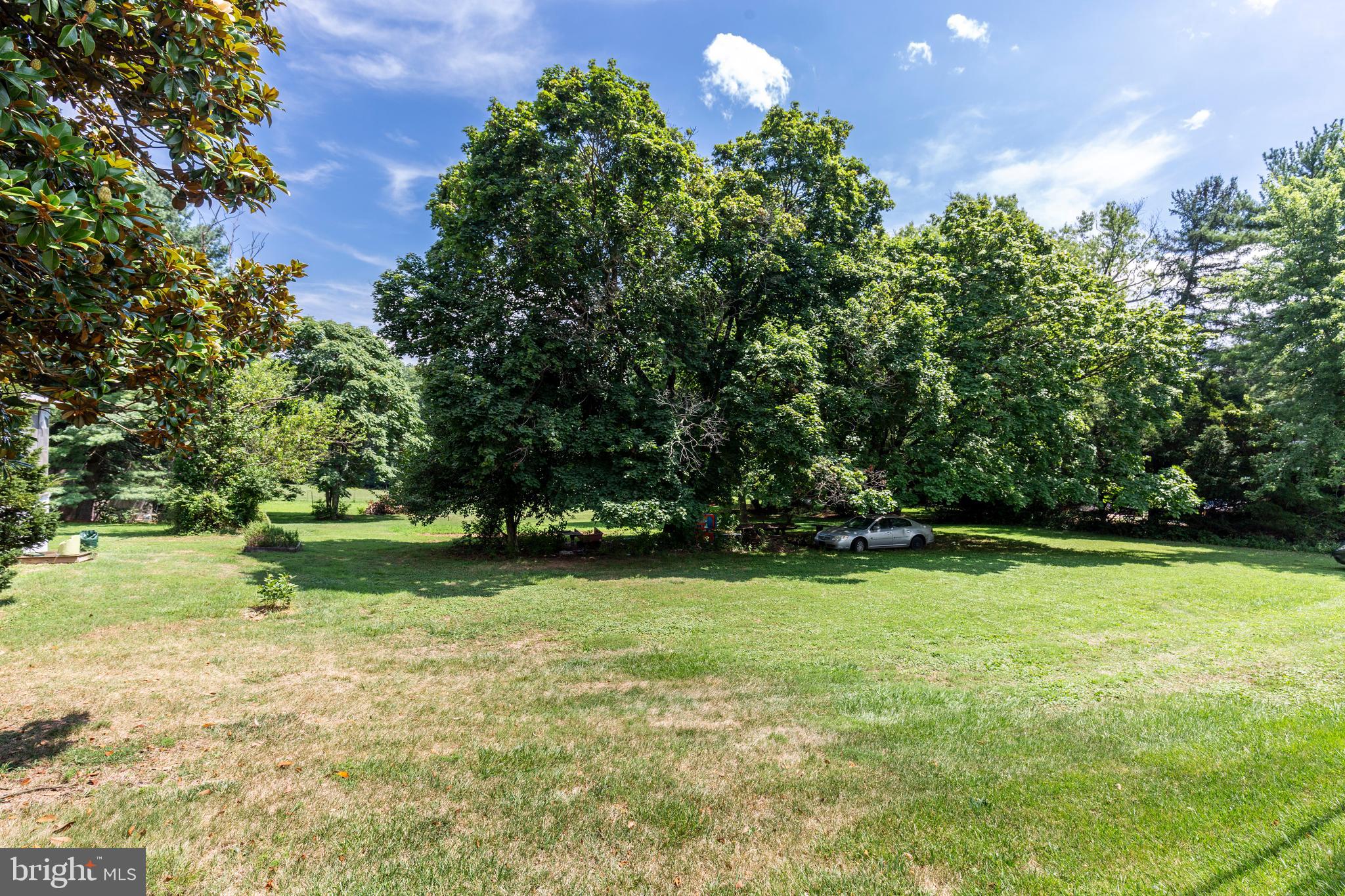 1445 LONG CORNER ROAD