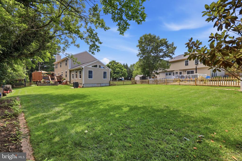 10805 BEECH CREEK DRIVE
