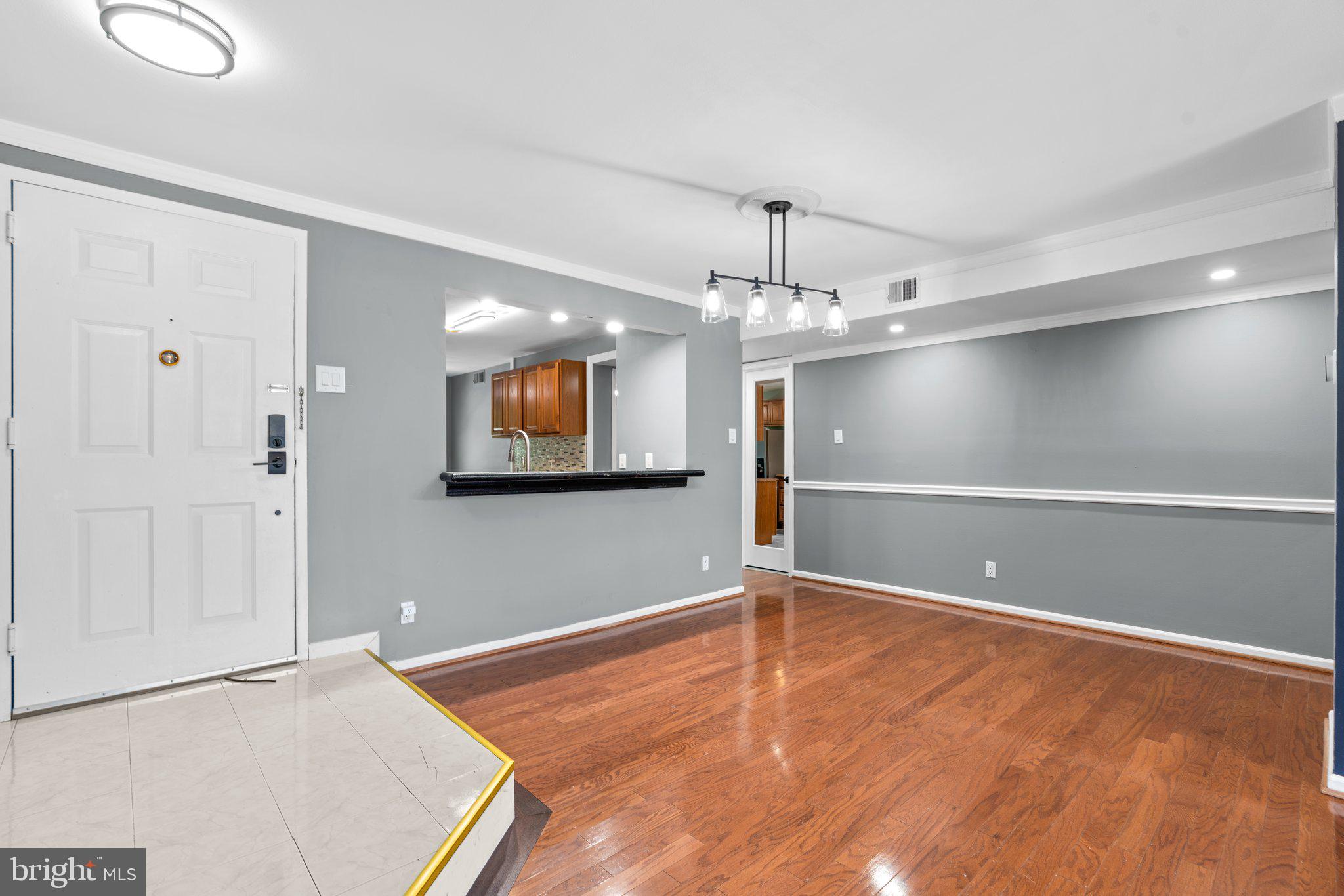 20325 BEACONFIELD TERRACE 101