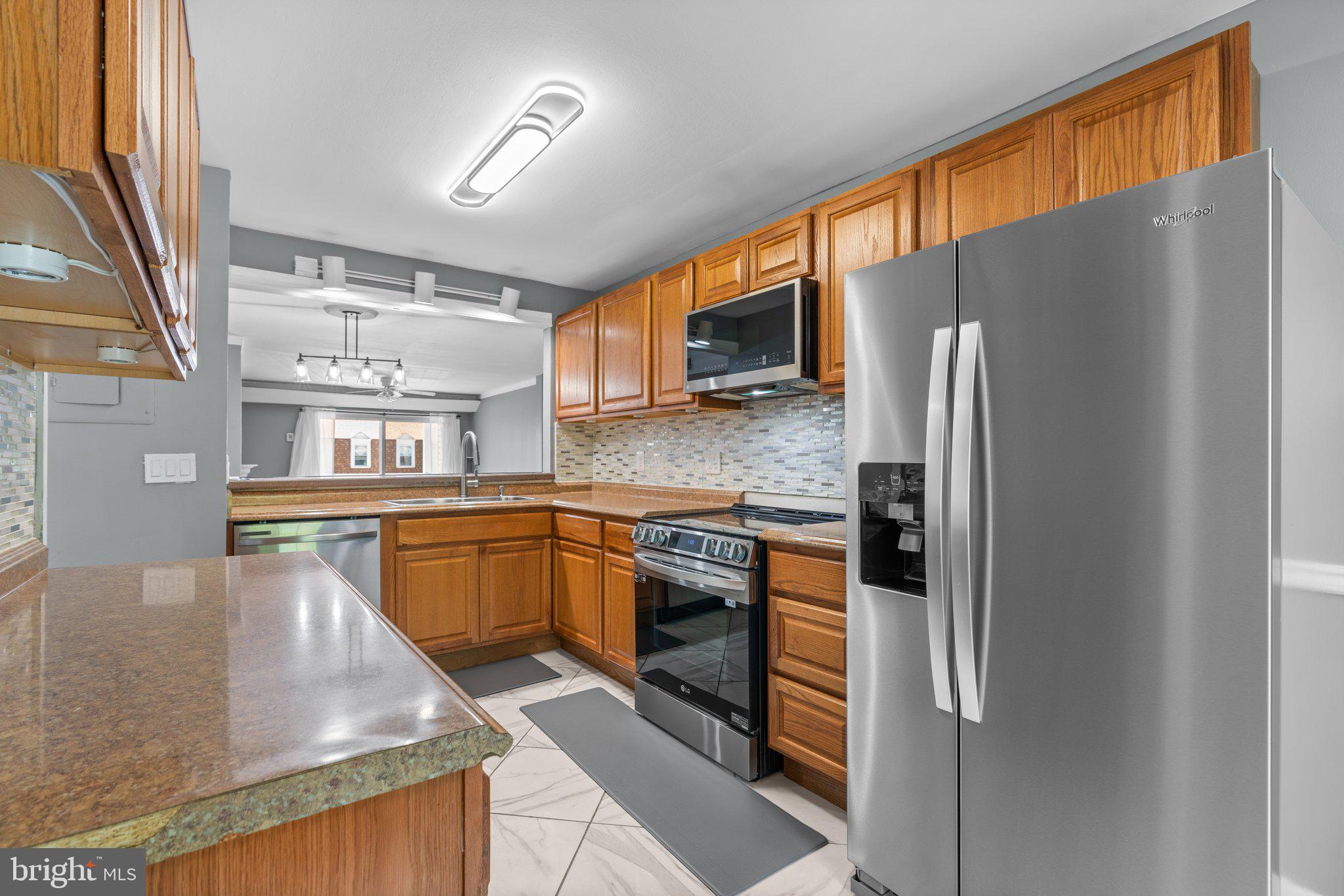 20325 BEACONFIELD TERRACE 101