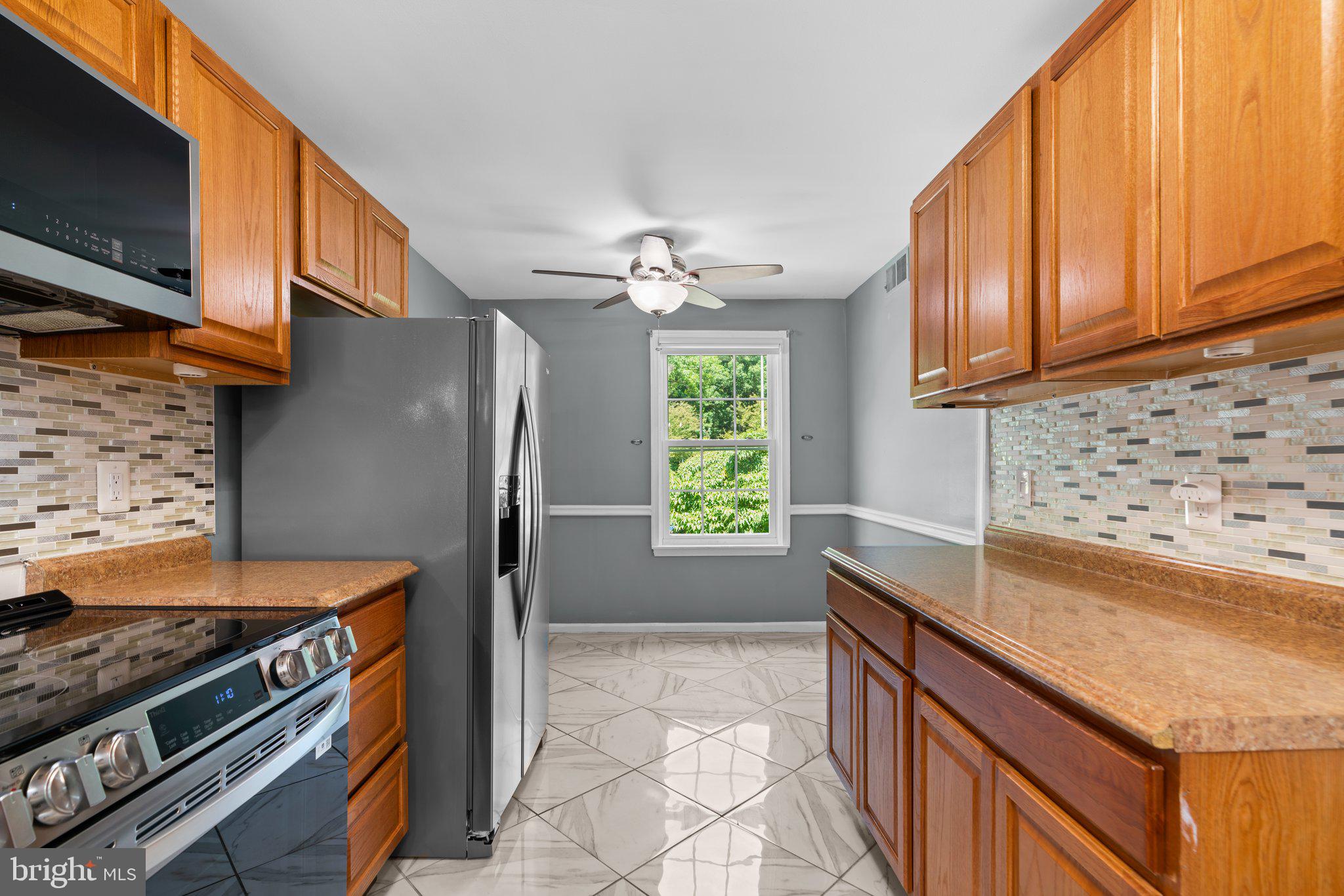 20325 BEACONFIELD TERRACE 101