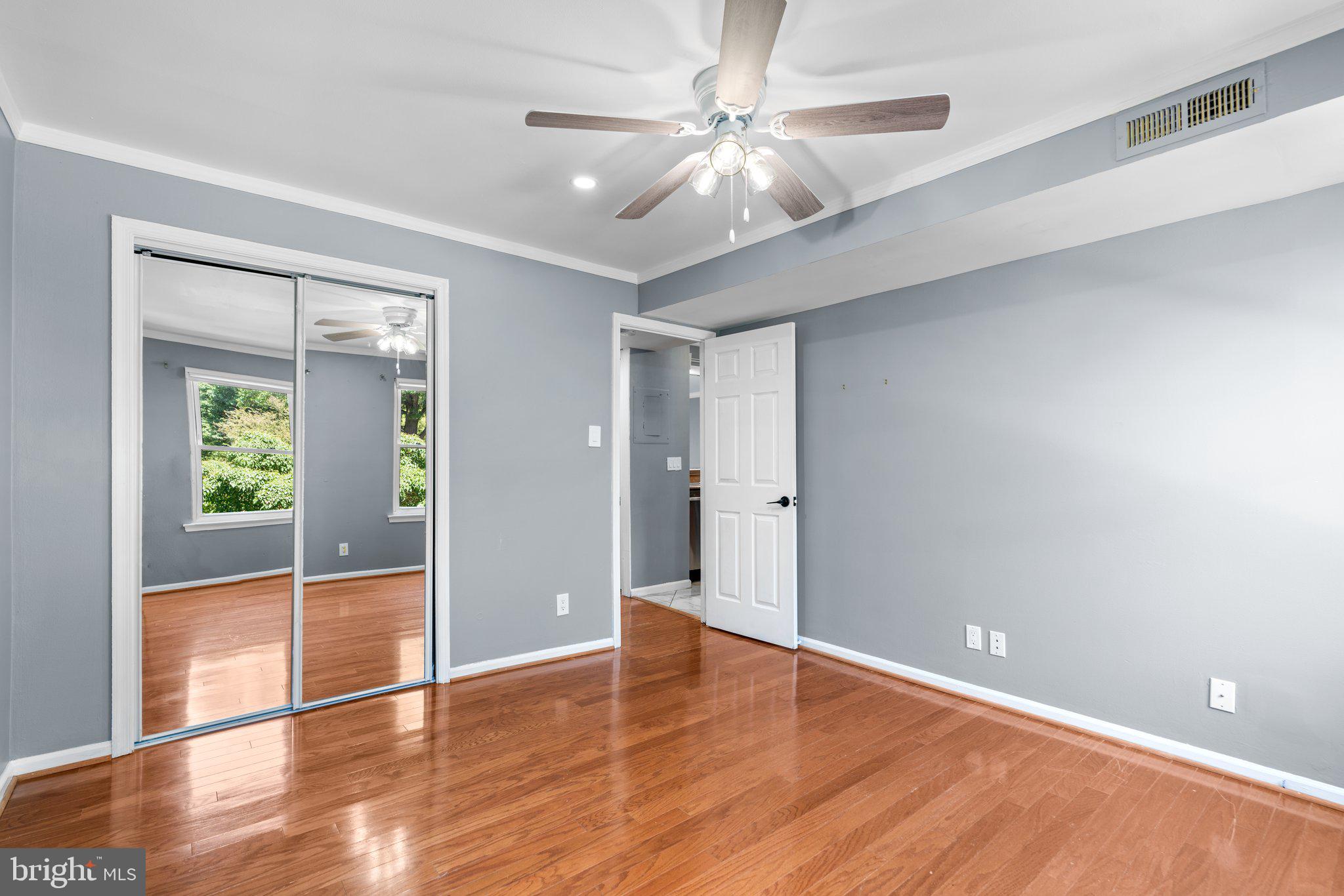 20325 BEACONFIELD TERRACE 101