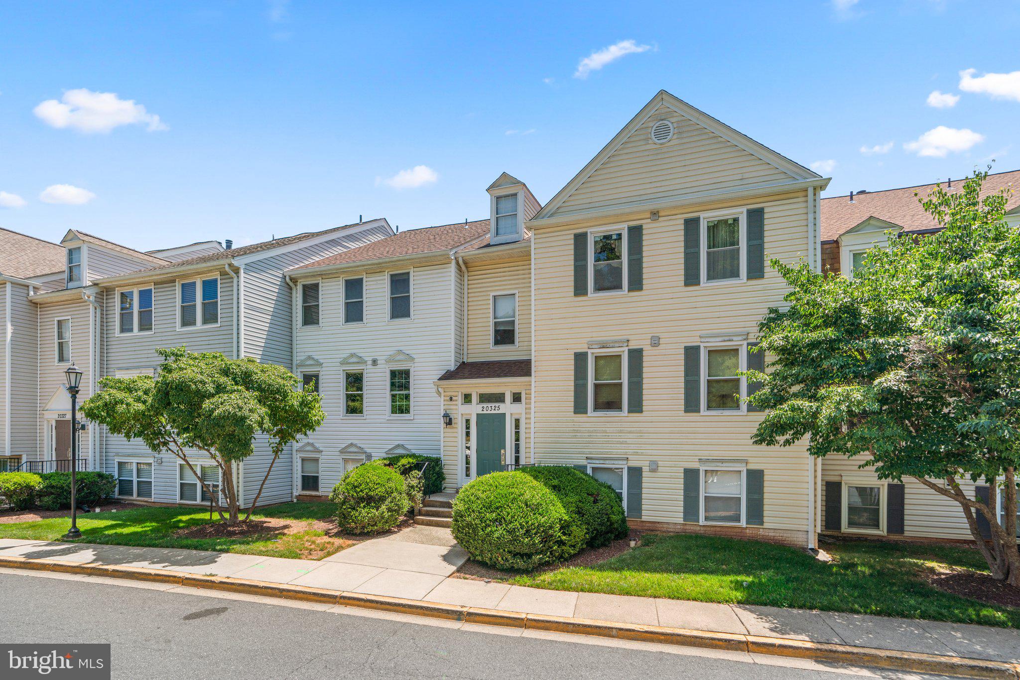 20325 BEACONFIELD TERRACE 101