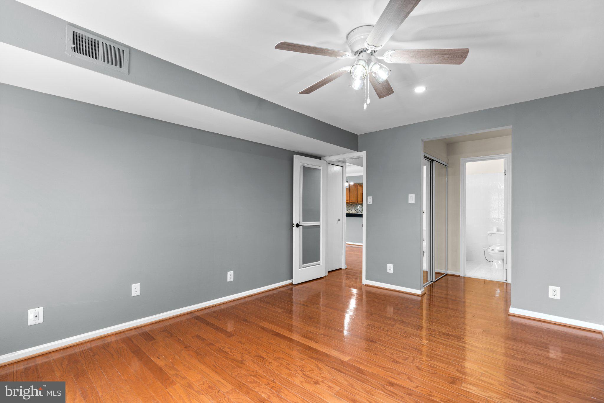 20325 BEACONFIELD TERRACE 101