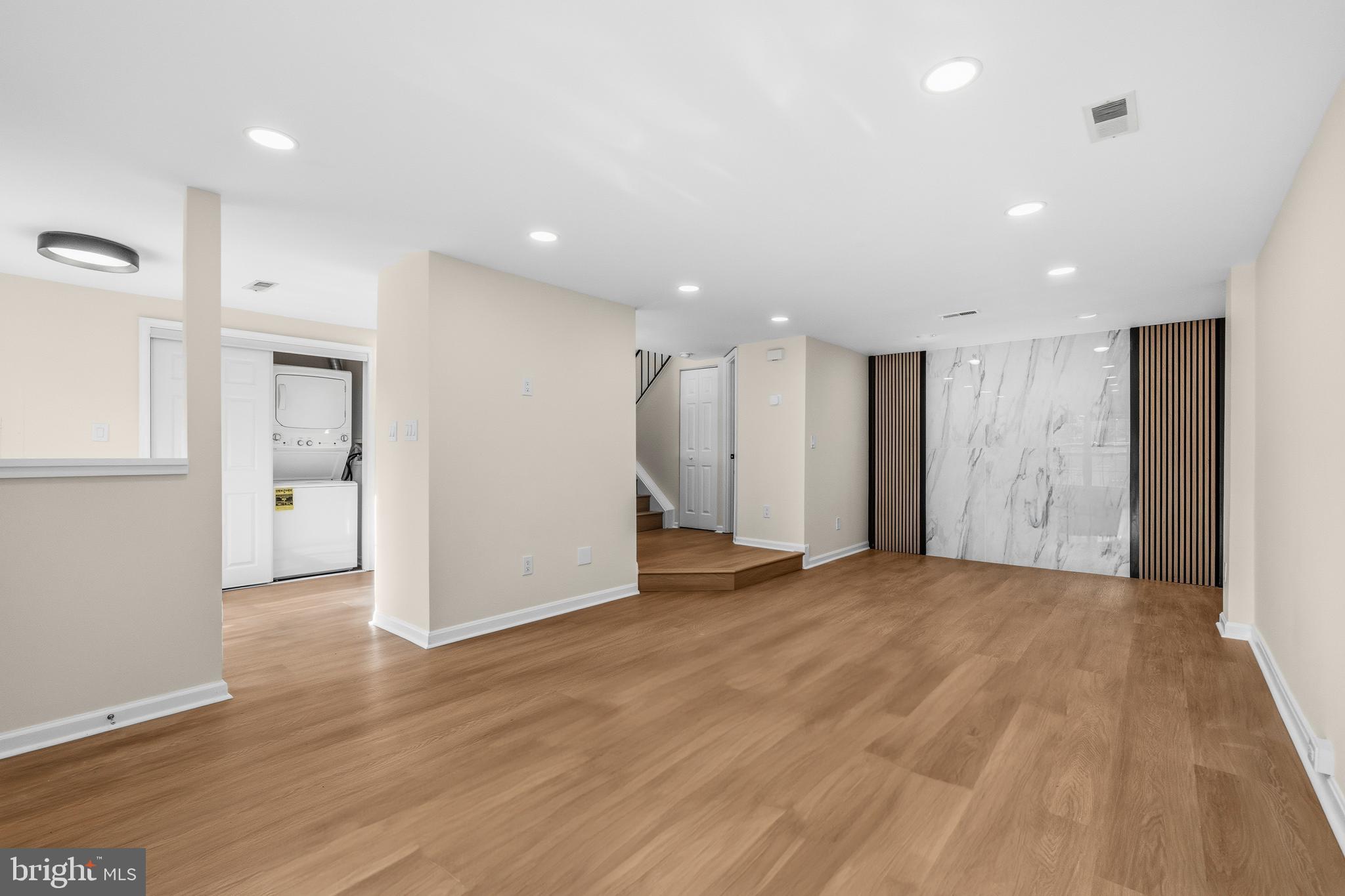 8810 RUSTBURG CIRCLE
