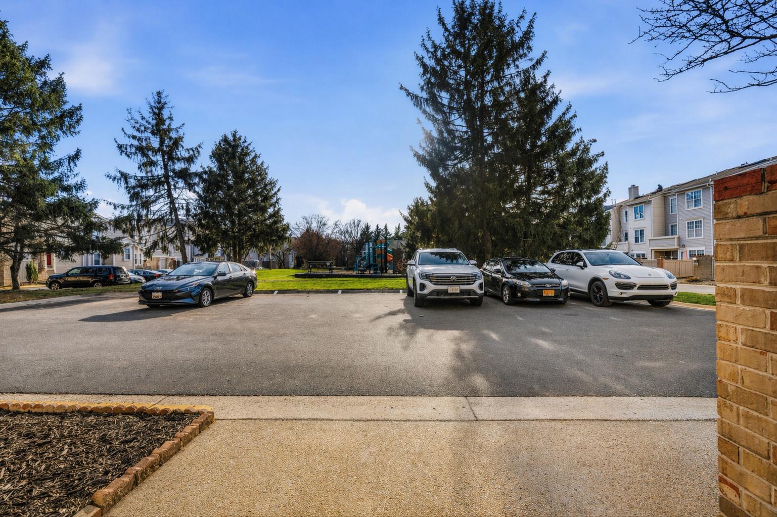 8810 RUSTBURG CIRCLE