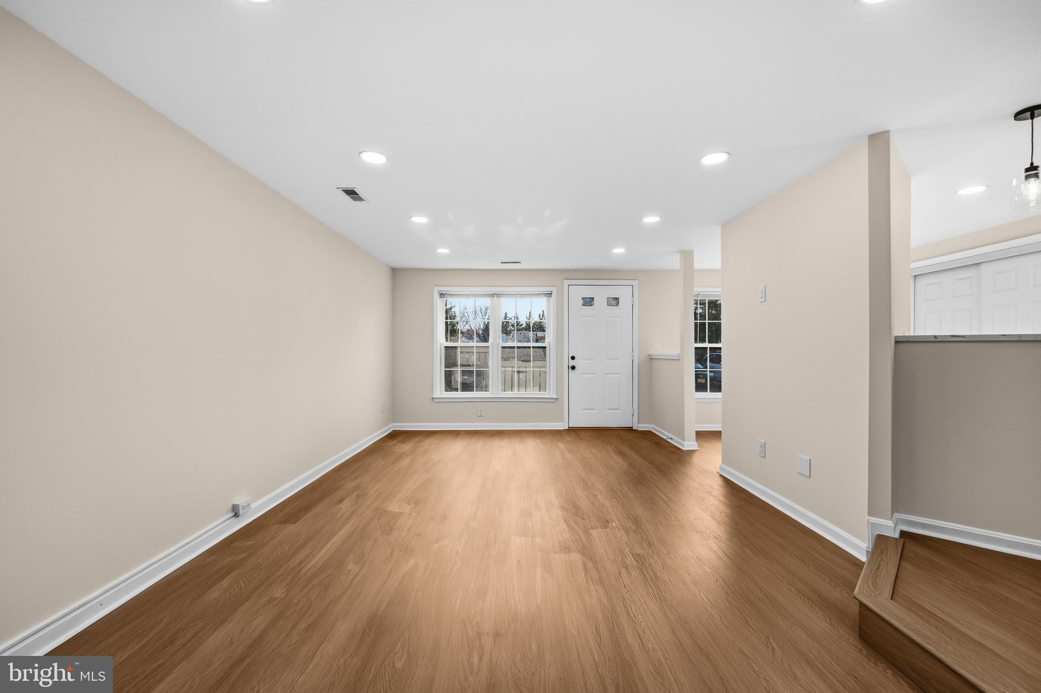 8810 RUSTBURG CIRCLE