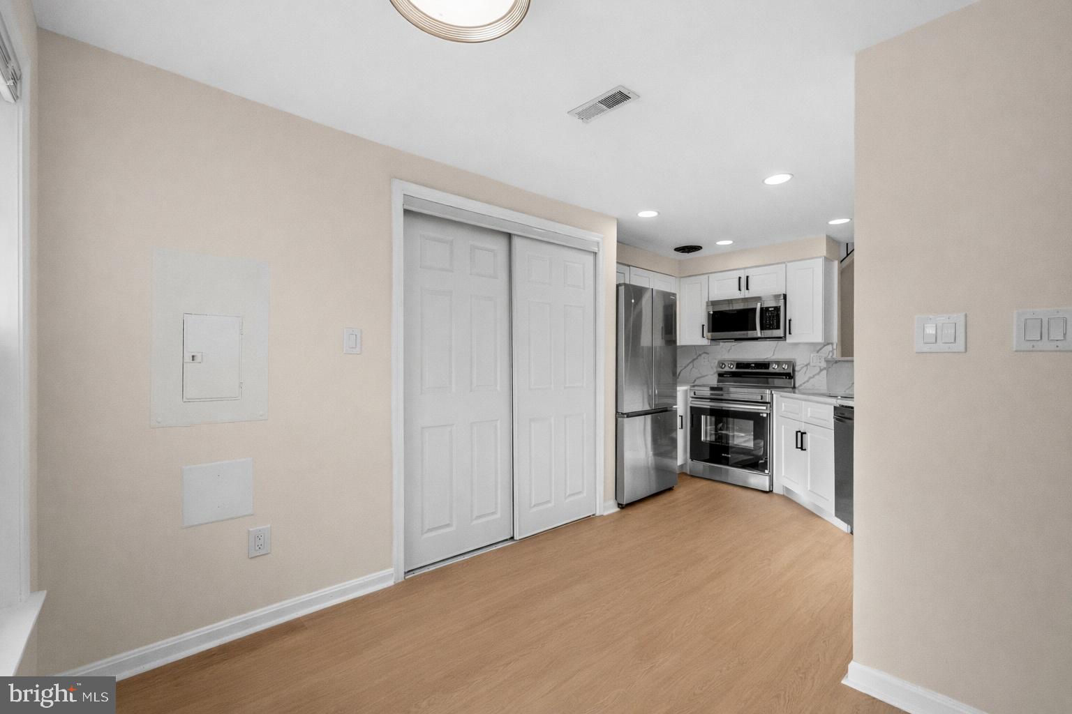 8810 RUSTBURG CIRCLE