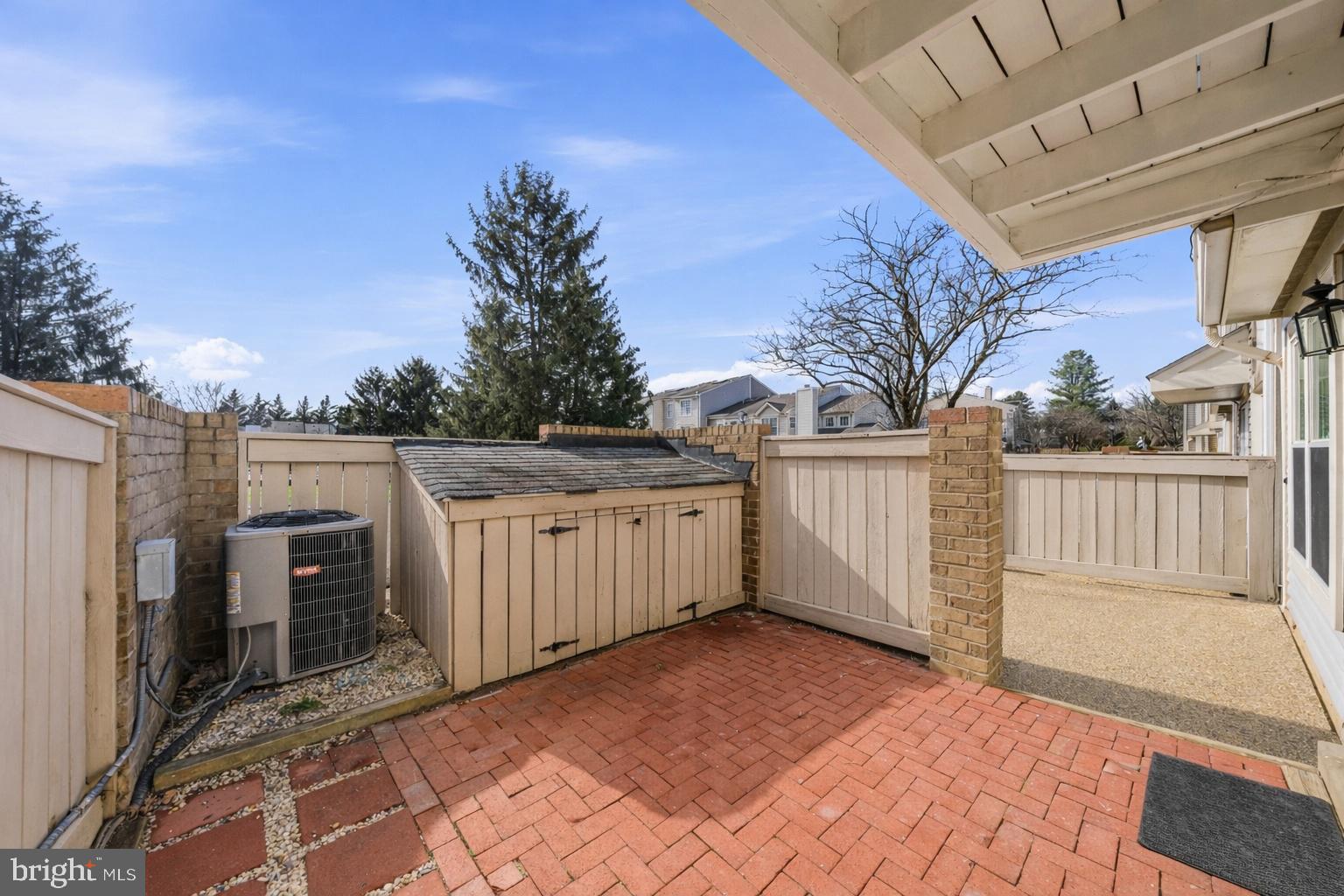 8810 RUSTBURG CIRCLE