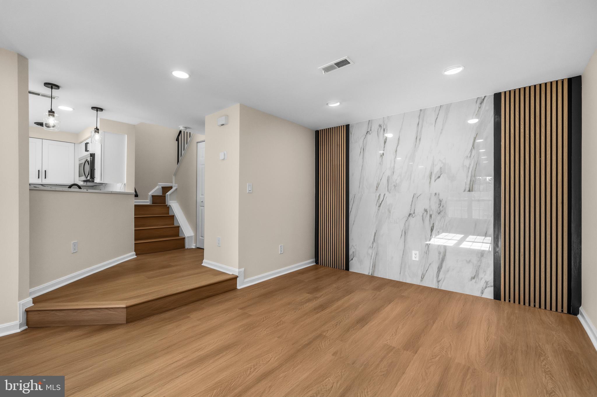 8810 RUSTBURG CIRCLE