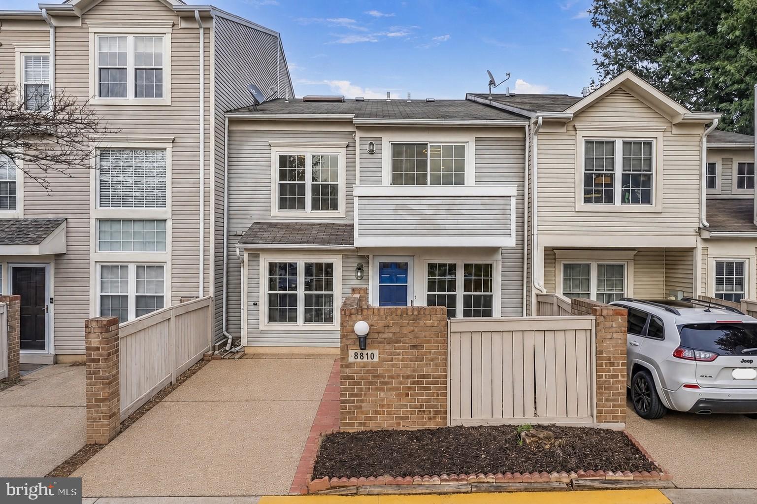 8810 RUSTBURG CIRCLE
