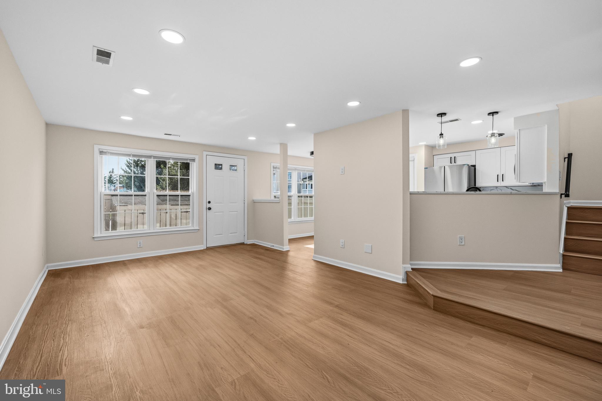8810 RUSTBURG CIRCLE