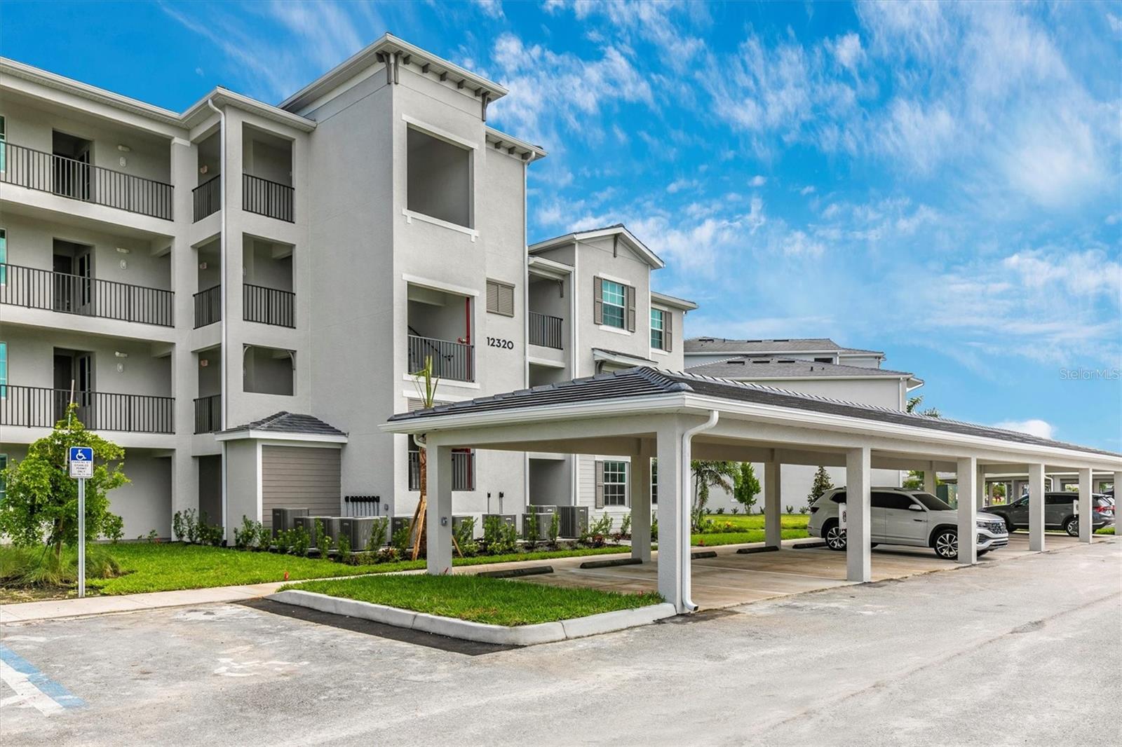 12320 WELLEN GOLF ST #403