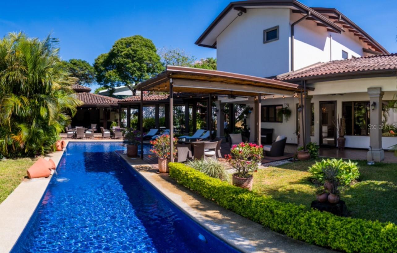 84 URBANIZACION DE RIO ORO