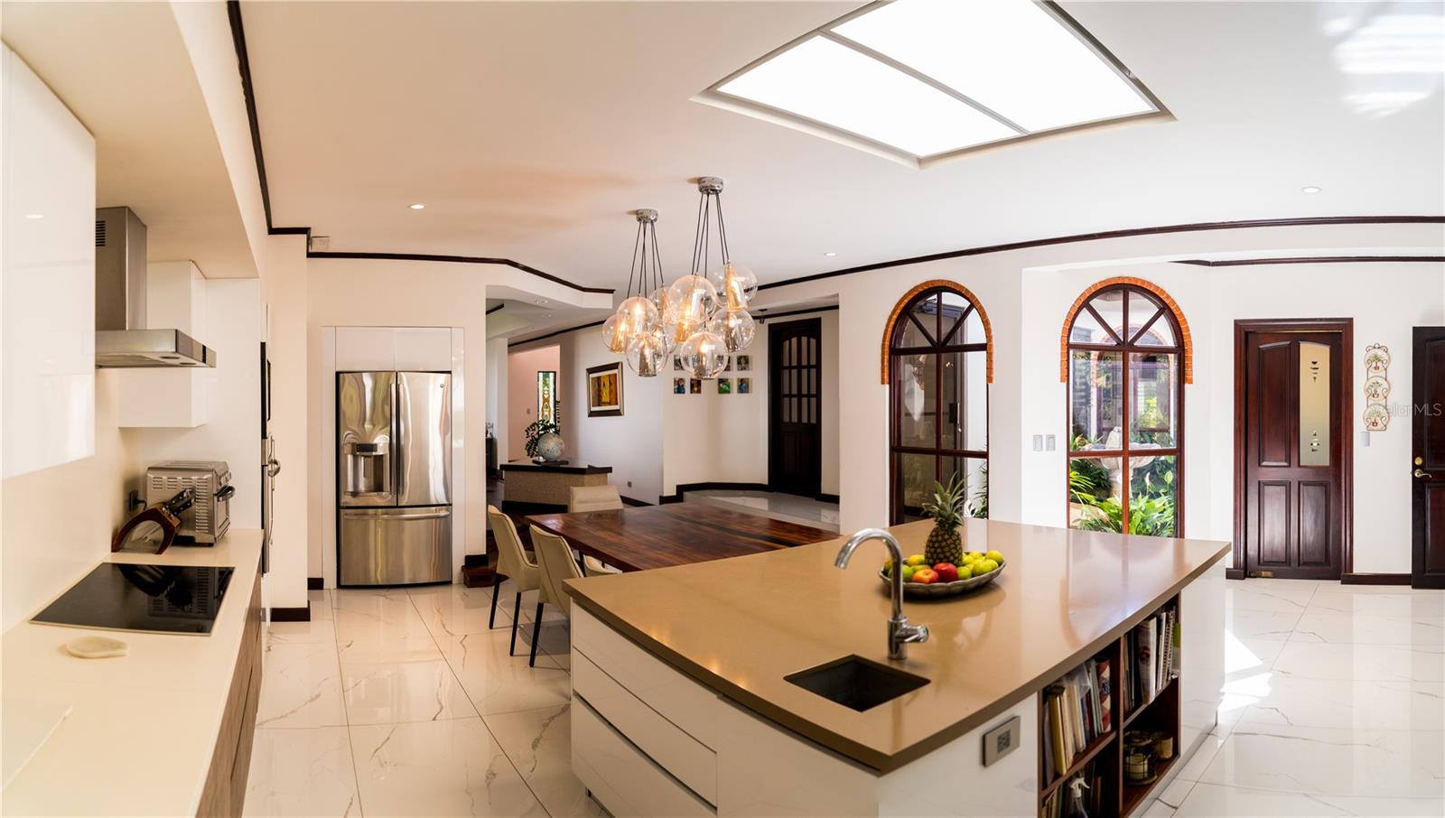 84 URBANIZACION DE RIO ORO