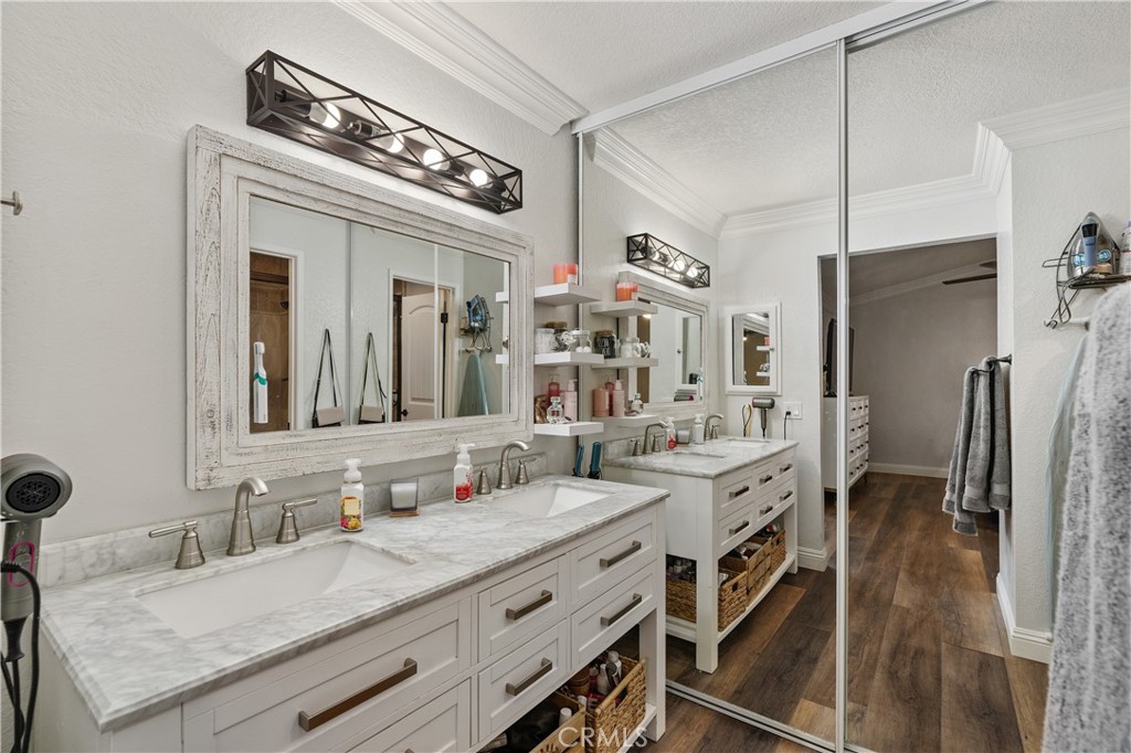 1414 Cedarhill Drive