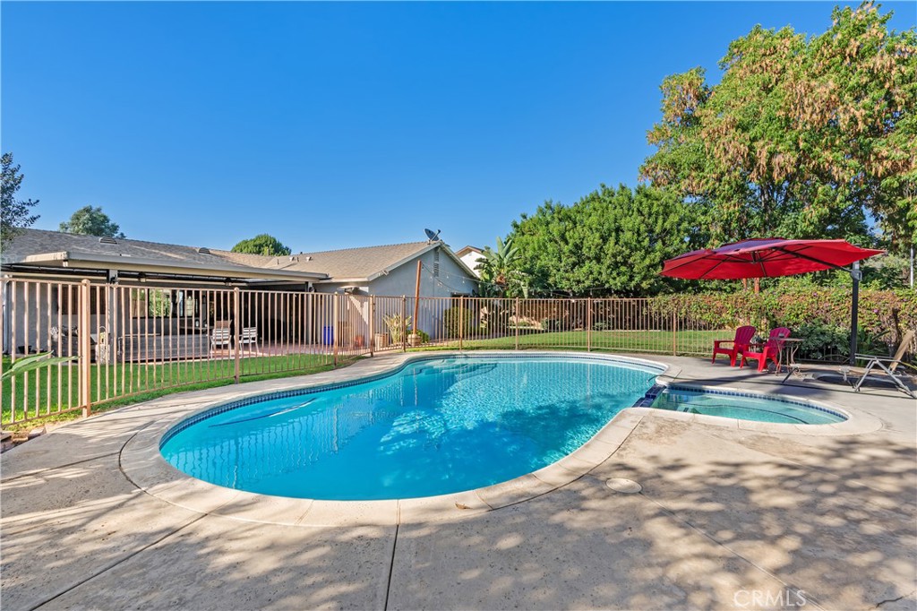 1414 Cedarhill Drive