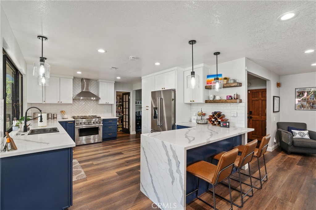 1414 Cedarhill Drive