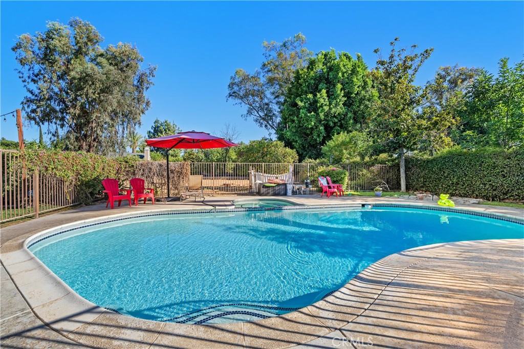 1414 Cedarhill Drive