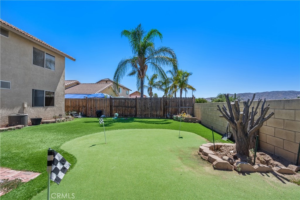25239 Dana Lane