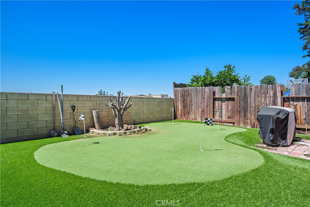 25239 Dana Lane