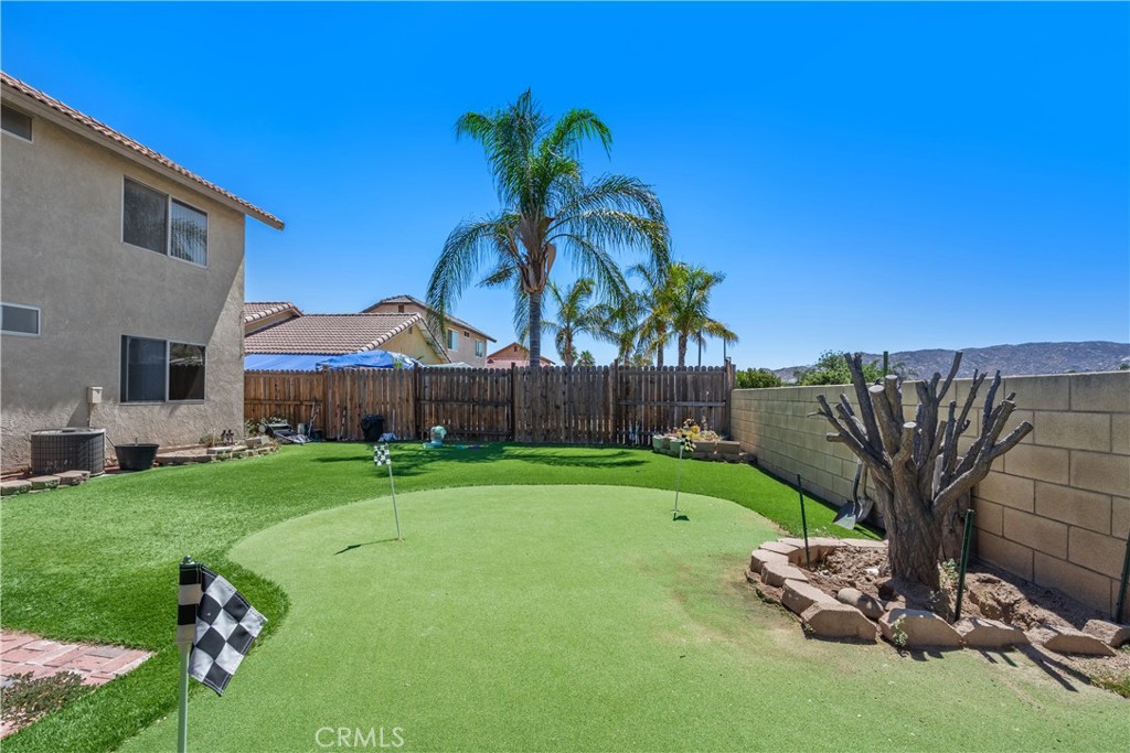 25239 Dana Lane
