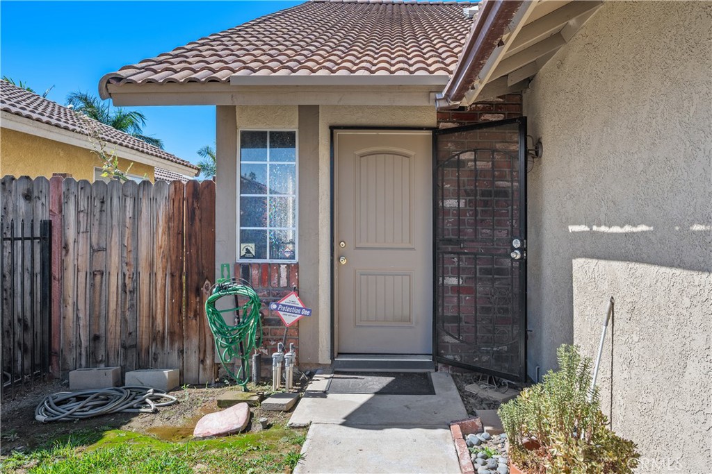 25239 Dana Lane
