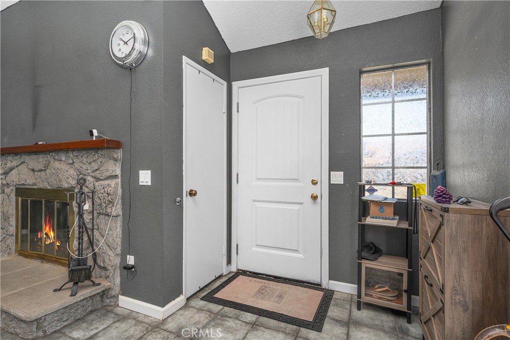 25239 Dana Lane
