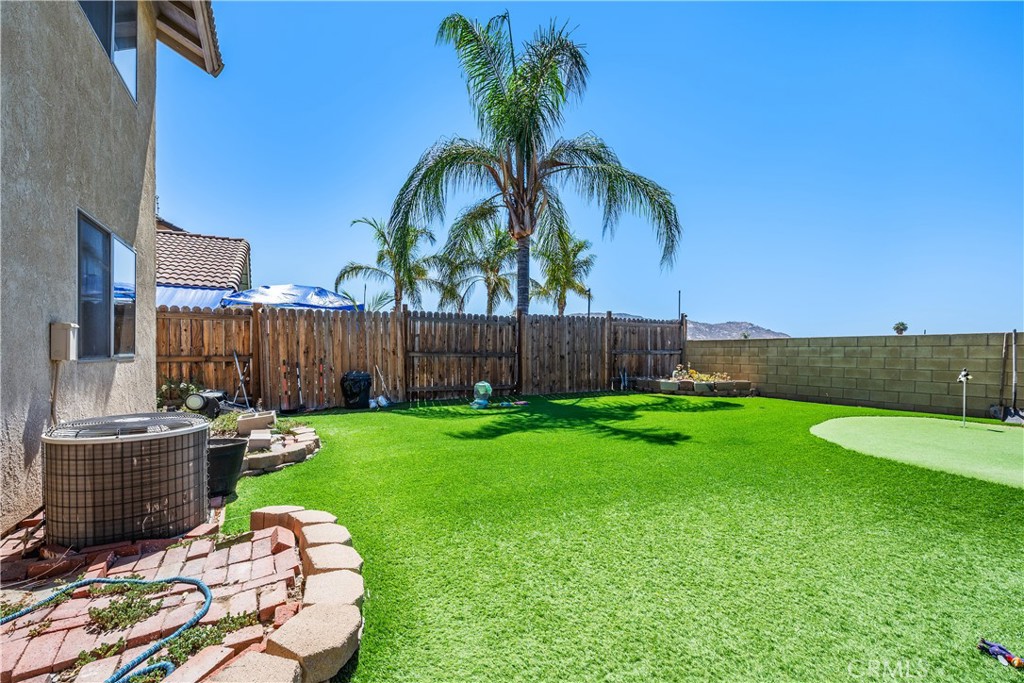 25239 Dana Lane
