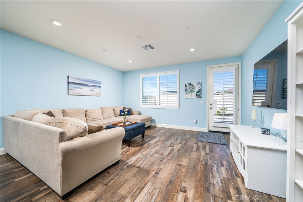 32166 32166 Prairie Crossing