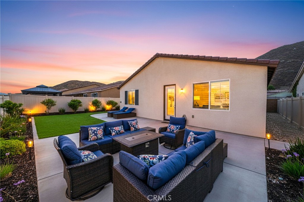 32166 32166 Prairie Crossing