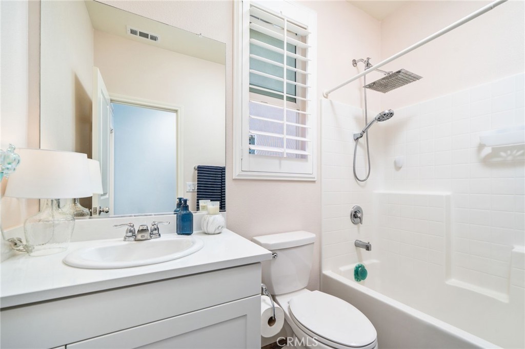 32166 32166 Prairie Crossing