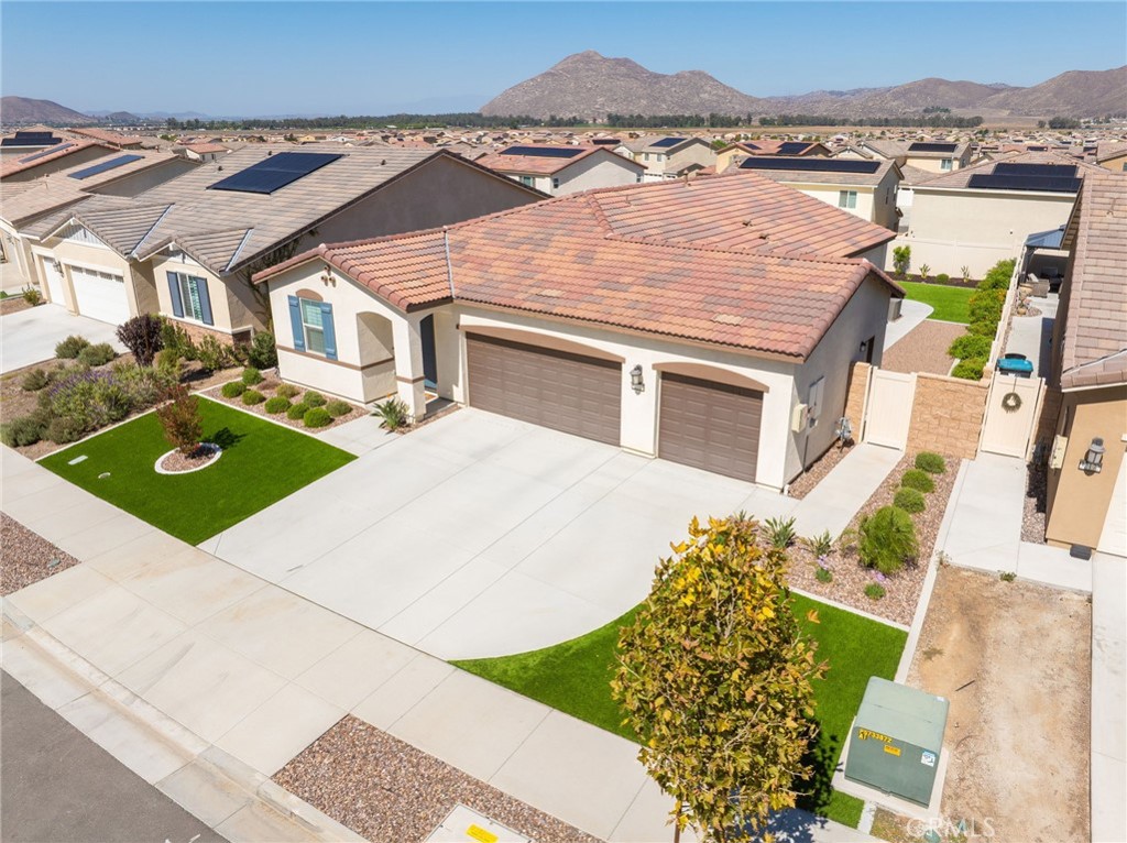 32166 32166 Prairie Crossing