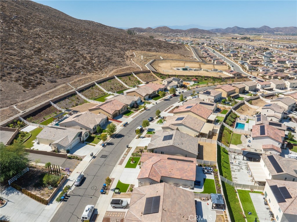 32166 32166 Prairie Crossing