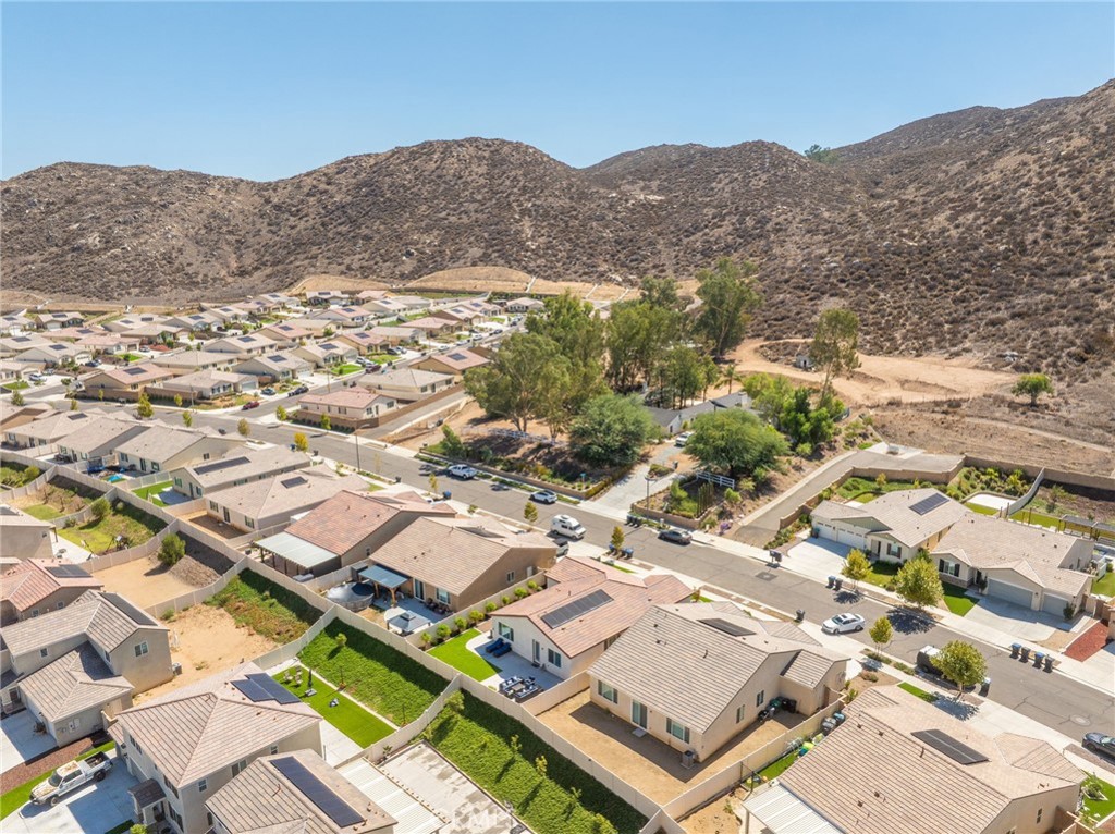 32166 32166 Prairie Crossing