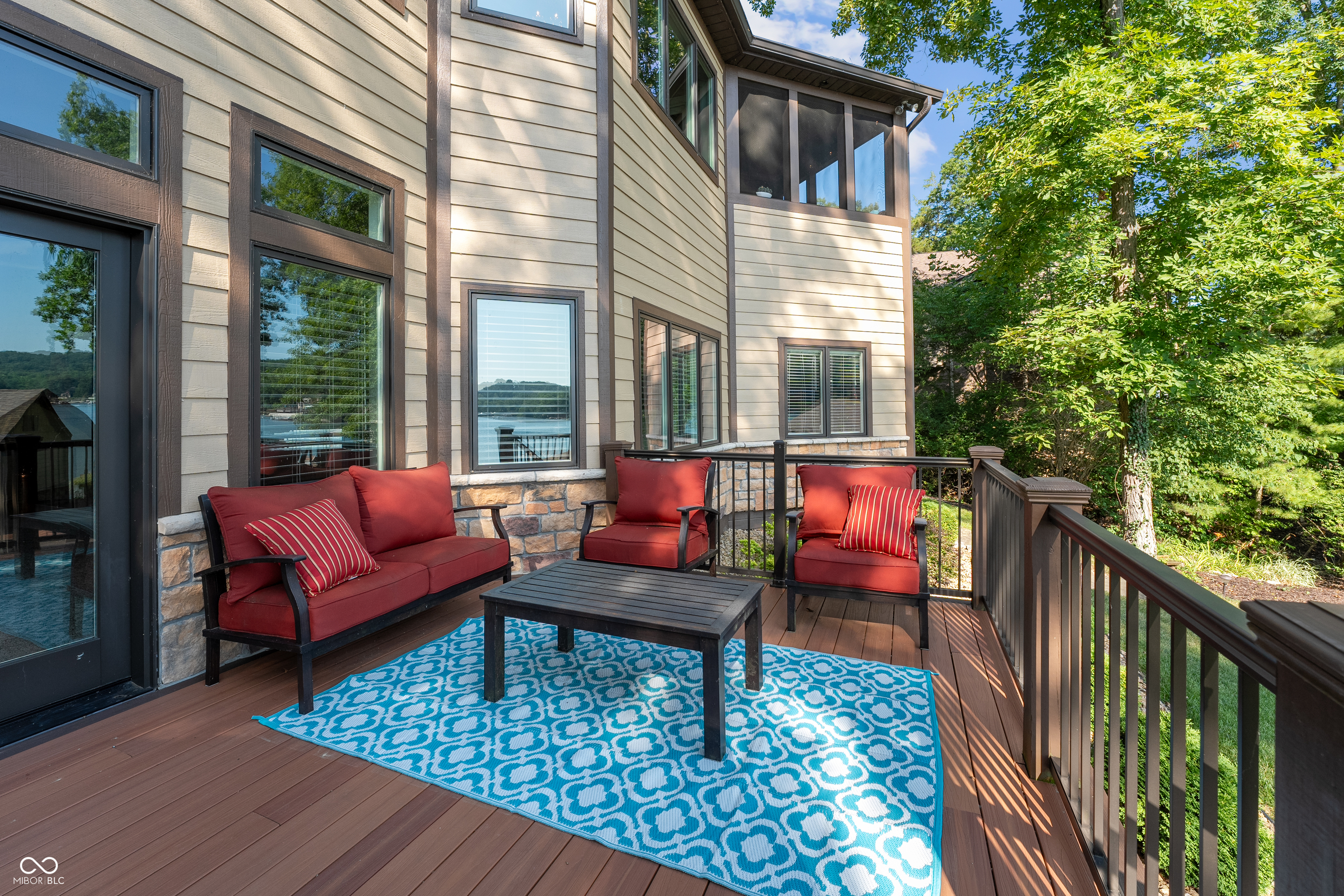 5311 S Poplar Drive