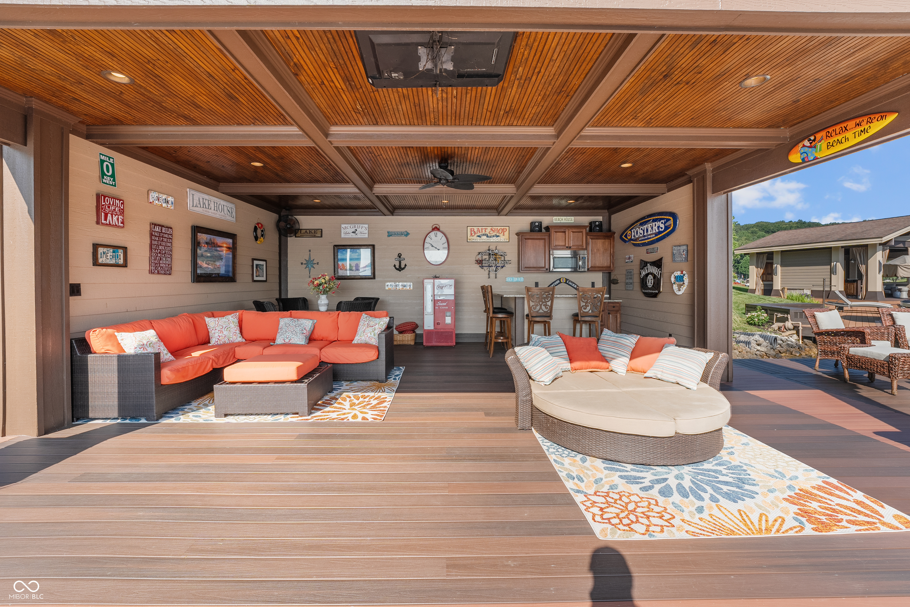 5311 S Poplar Drive