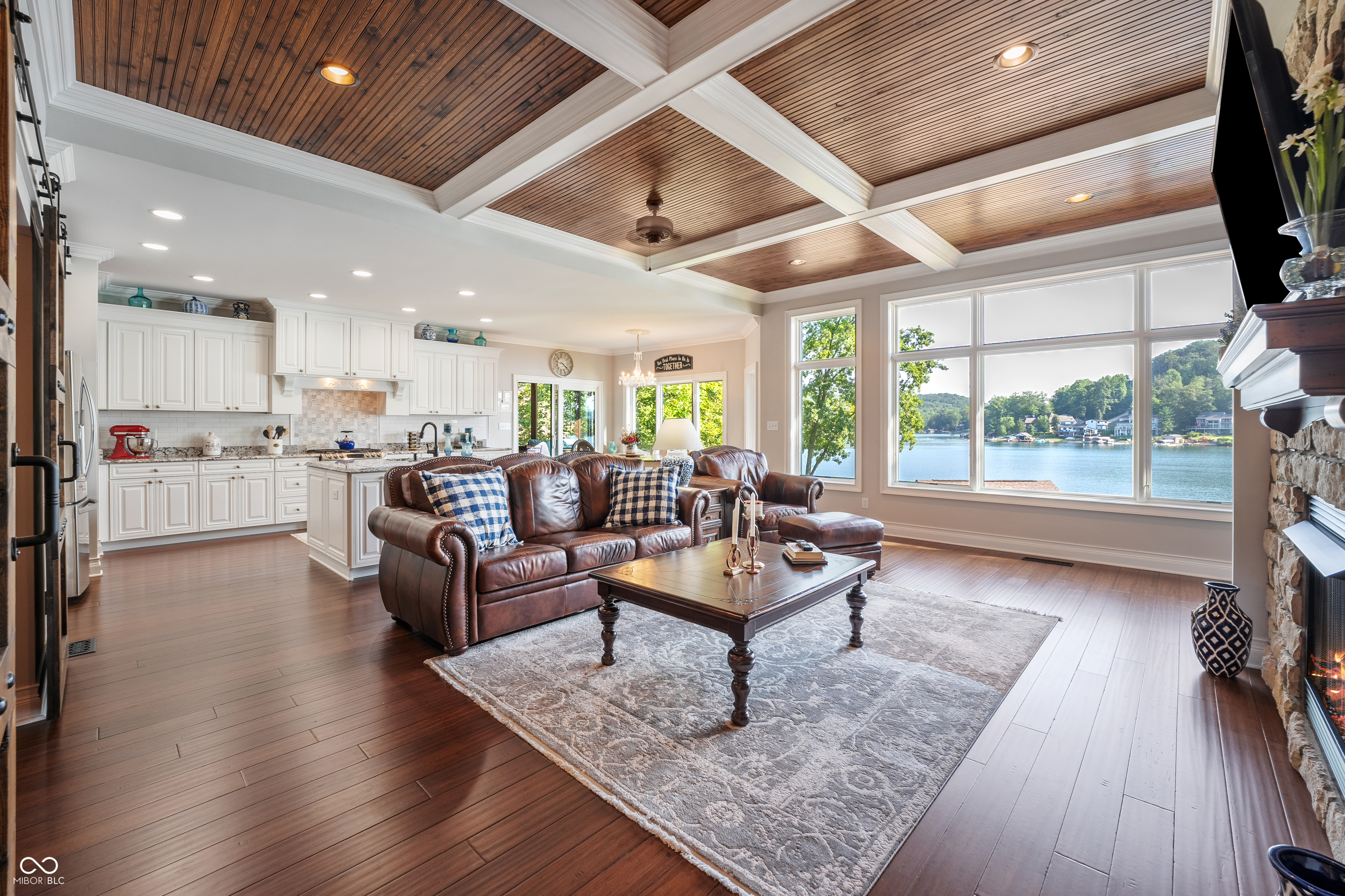 5311 S Poplar Drive