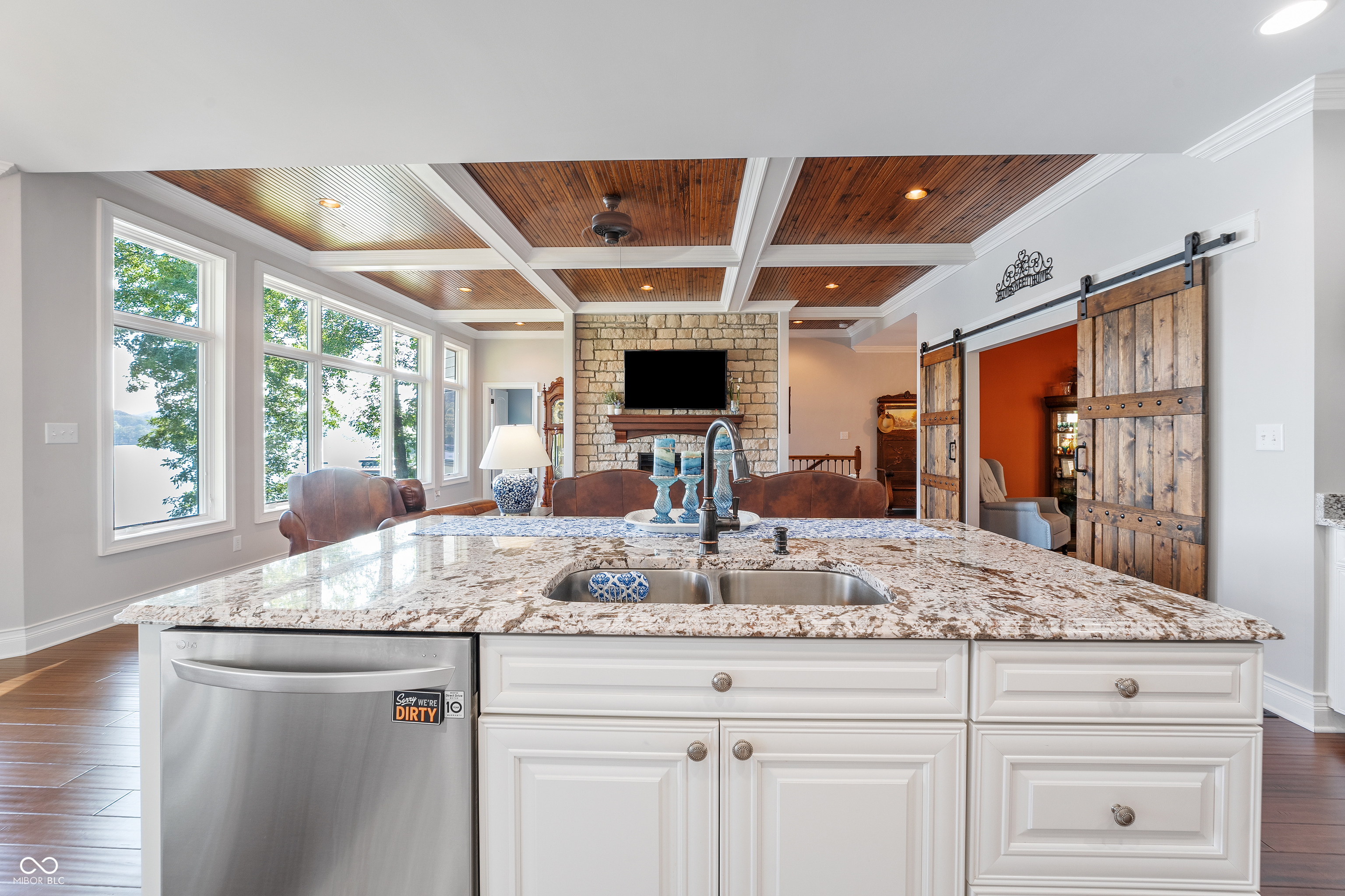 5311 S Poplar Drive