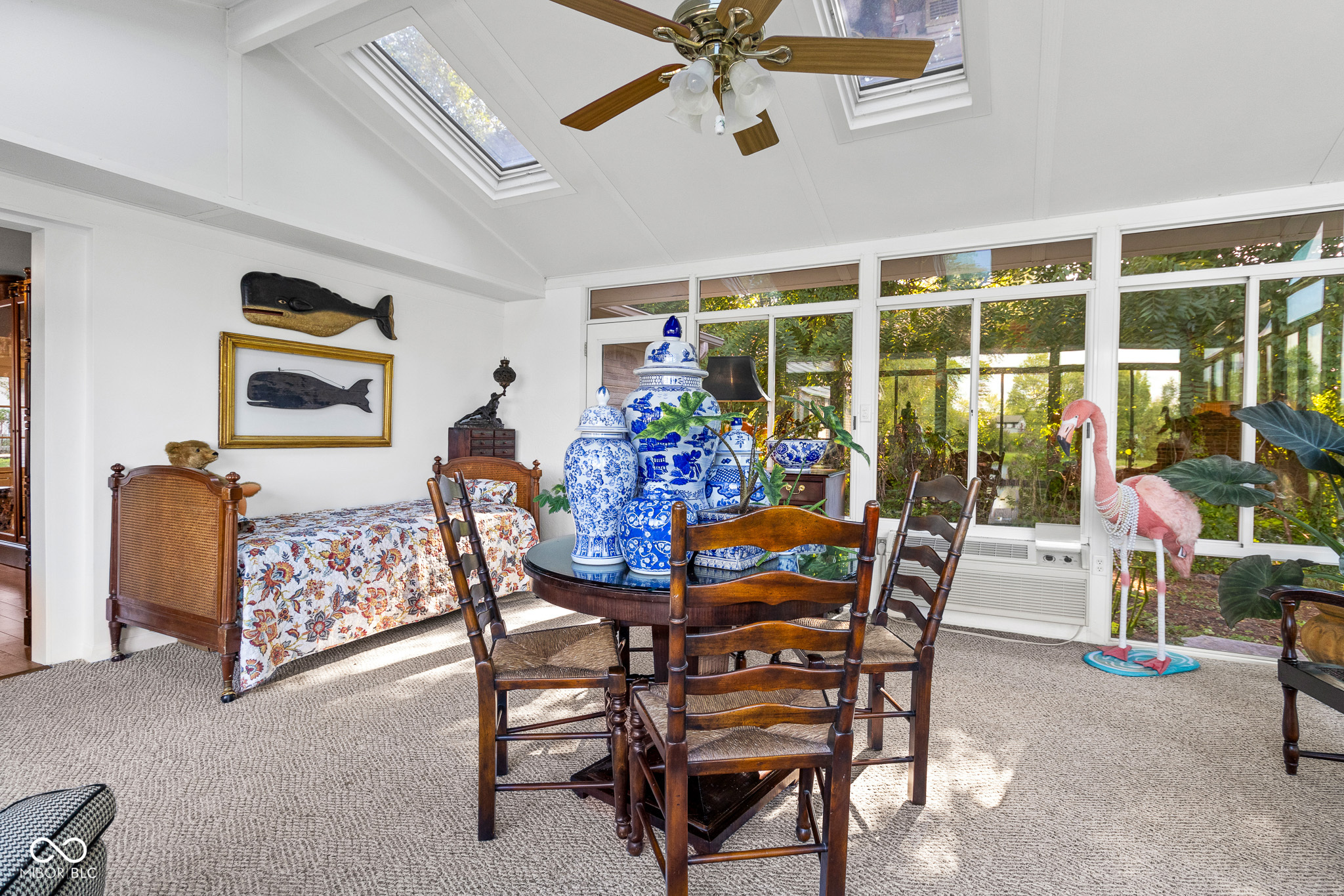 3846 W South Wood Lake Drive