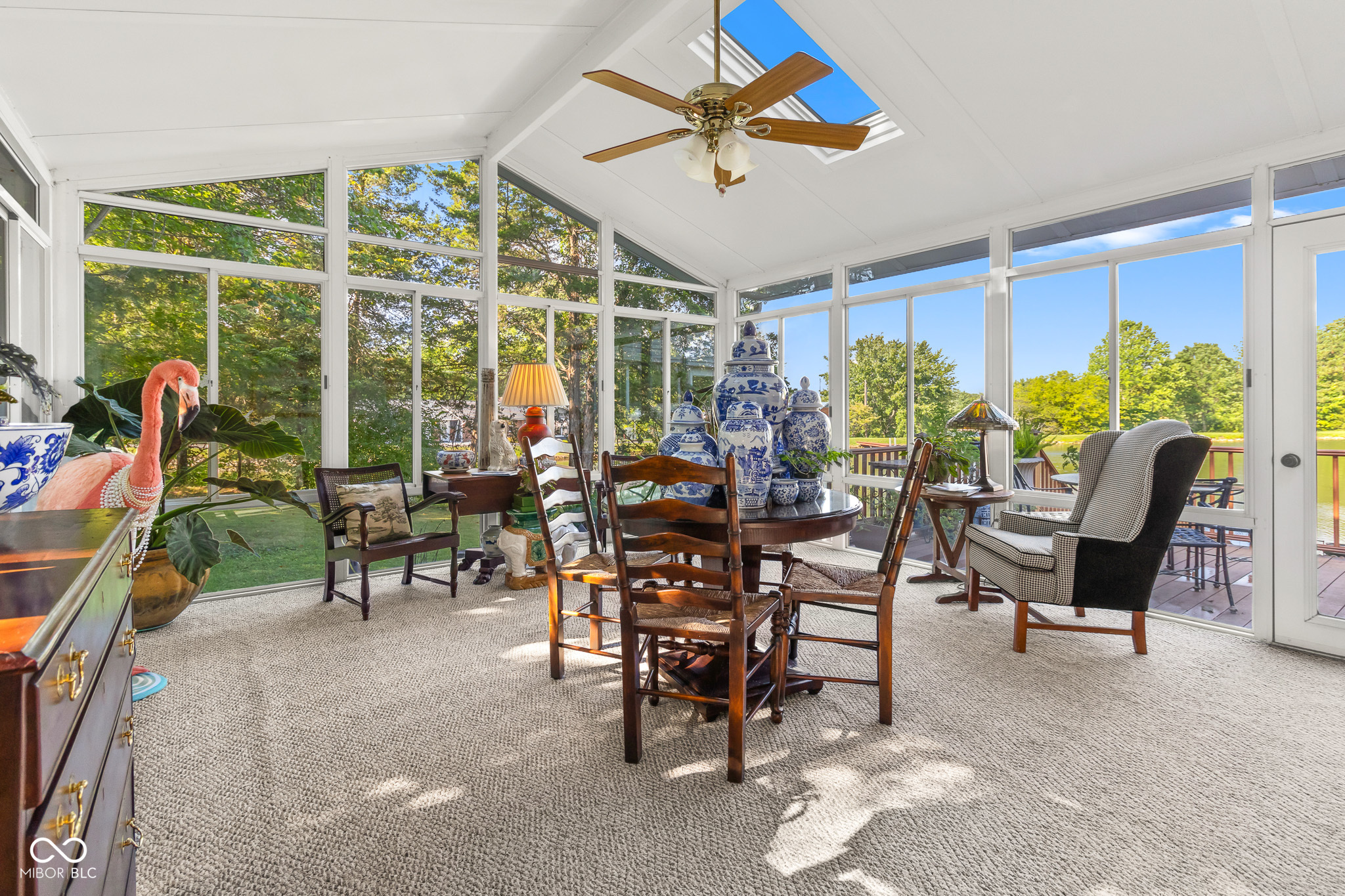 3846 W South Wood Lake Drive