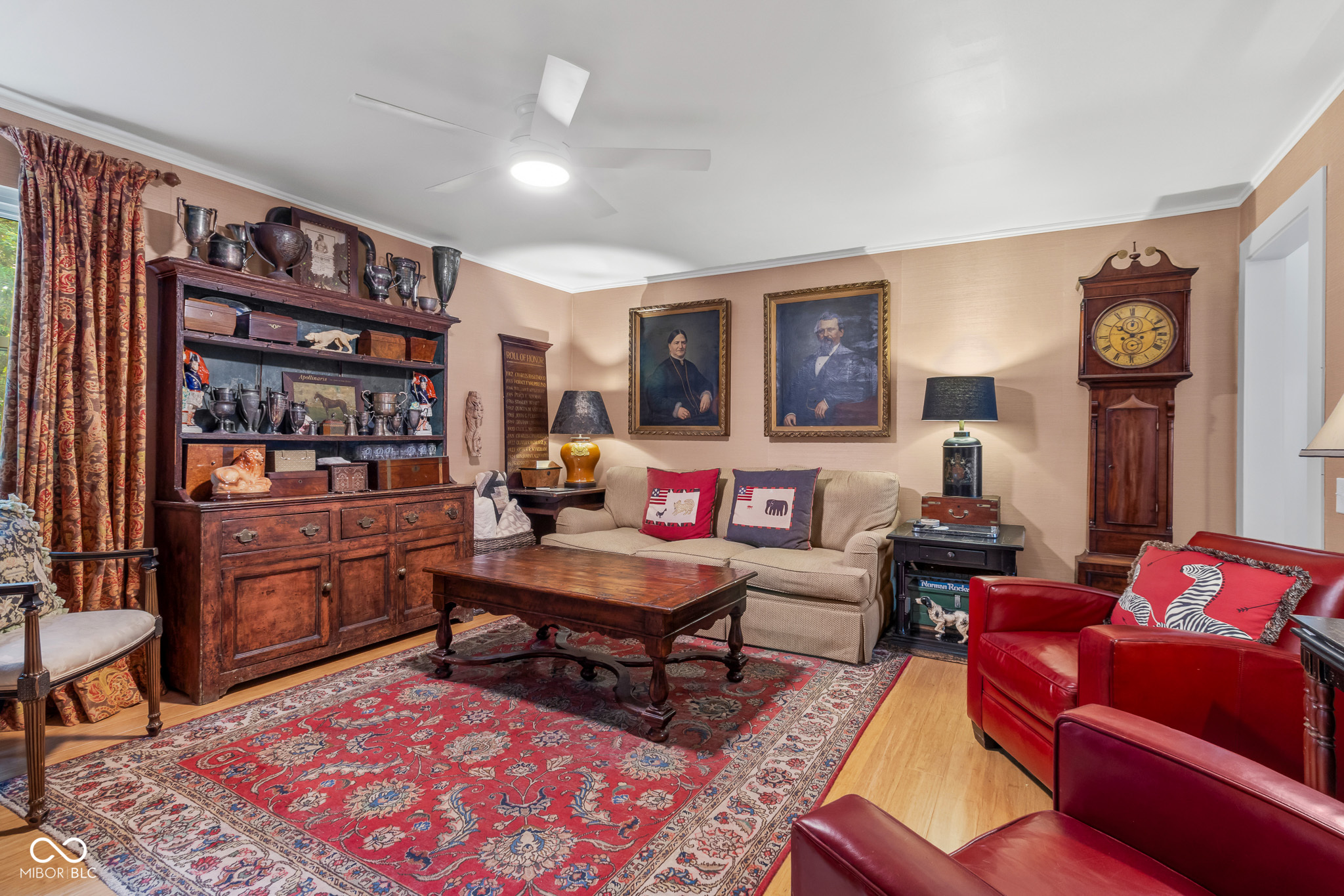 3846 W South Wood Lake Drive