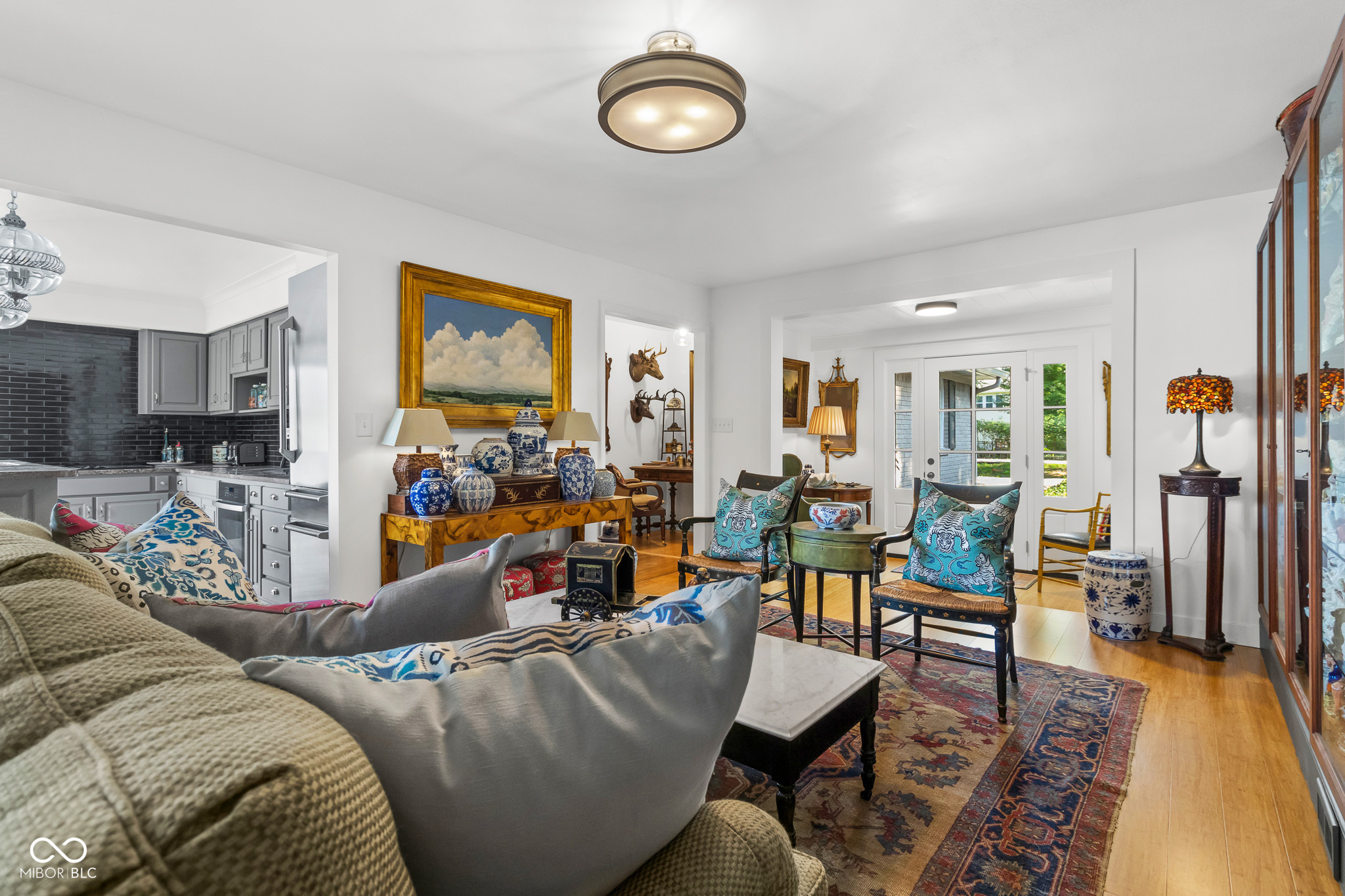 3846 W South Wood Lake Drive