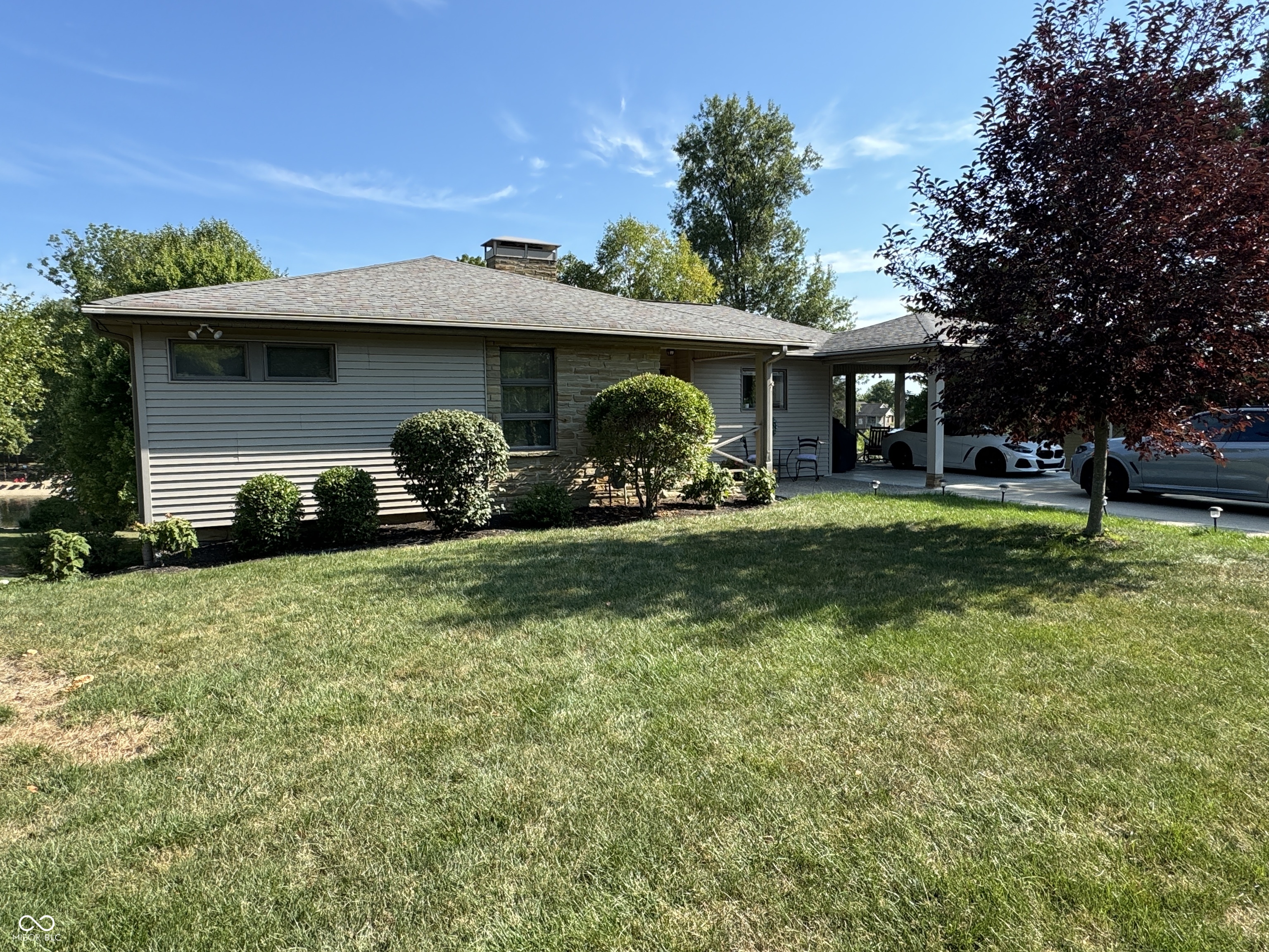 9656 W Marshall Drive